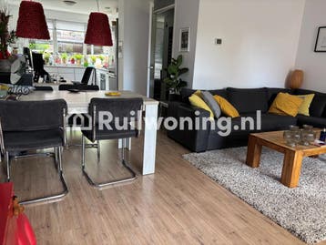 Ruil jouw kleinere woning voor ons ruime huis in Adam-Noord, Huizen en Kamers, Amsterdam