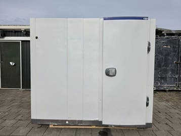 Koelcel 230 x 200 x 211 cm stekker klaar, Nieuw in verpakking, Koelen en Vriezen