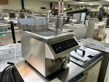 Maxima inductie friteuse 1x8L (NIEUW), Ophalen of Verzenden, Gebruikt