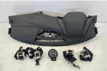 Dashboard + Airbags + Veiligheidsgordels Audi A1 2020 - 2024, Verzenden, Gereviseerd, Audi