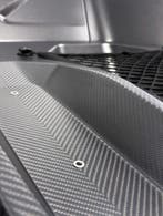 Dit betreft een BMW G82 M4 Carbon achter bank verwijdering, Verzenden