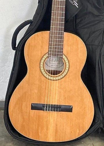 SAM - - Klassieke gitaar - Oostenrijk - 2023 (Zonder, Muziek en Instrumenten, Nieuw