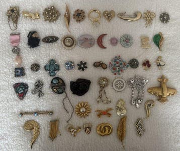 Themacollectie - 50 Broches - Frankrijk - Vintage -