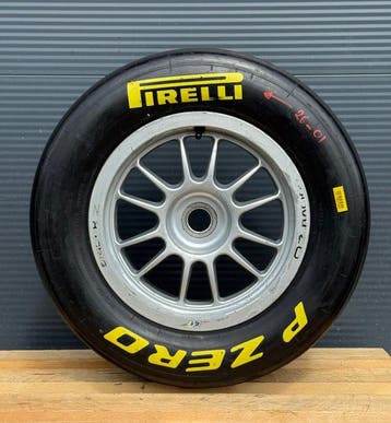 Wiel compleet met band - Pirelli -O.Z - *** NO RESERVE ***, Nieuw