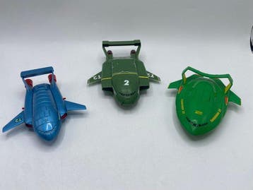 Thunderbirds - 3 Toy - Vivid Imaginations / Bandai