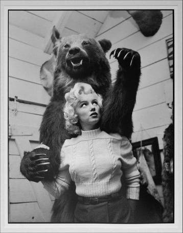 John Vachon - Marilyn made a friend in Alberta, Canada, 1953