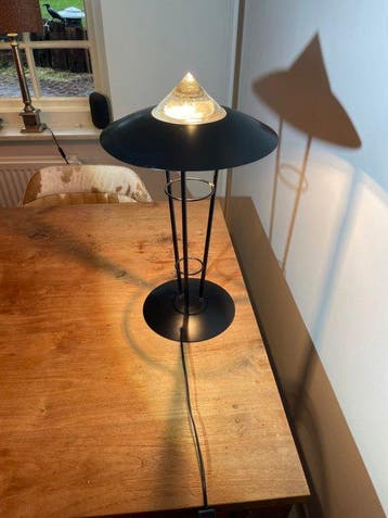 Herda - Tafellamp - Metaal, Glas - Herda Conische/UFO lamp