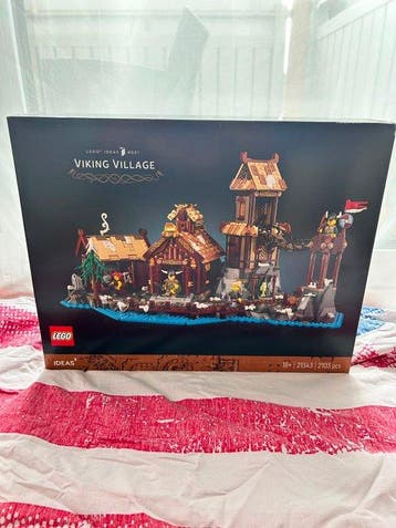 Lego Set - 21343 - Ideas (CUUSOO) - Viking Village, Nieuw