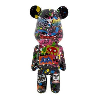 Koen Betjes (1992) - Ceramic StreetArt Bear (Invader /