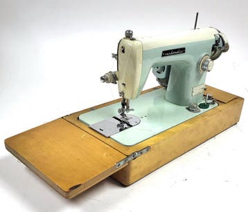 Vintage Vendomatic De Luxe naaimachine, model B1360A,, Verzenden