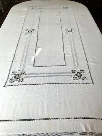 Late 19e-eeuwse linnen en kant tafellinnen van 2,20 meter, Antiek en Kunst