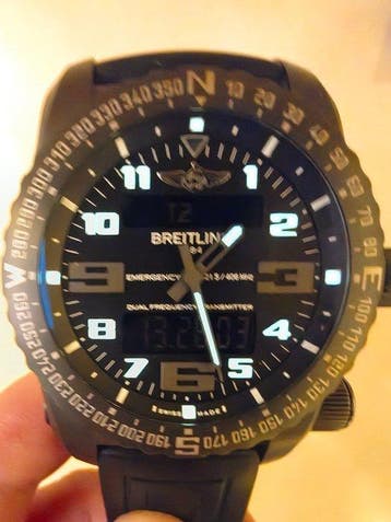 Breitling - Emergency2- Night Mission Bentayga Edition -, Nieuw