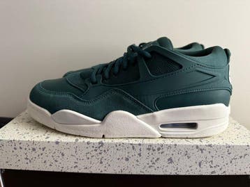 Air Jordan - 4 RM - Sneakers - Maat: EU 41, Nieuw