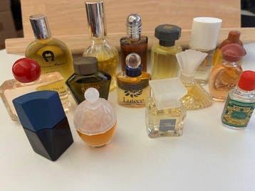 Themacollectie - Collectie van 15 parfumminiaturen vintage