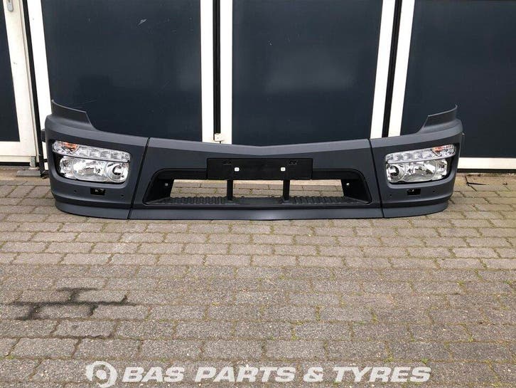 Bumper Mercedes Atego A 967 885 02 08, Auto-onderdelen, Vrachtwagen-onderdelen, Gebruikt, Mercedes-Benz, Carrosserie en Plaatwerk