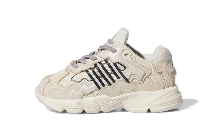 Bad Bunny x adidas Response CL Wonder White (TD), Kleding | Heren, Schoenen