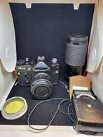 Zenit 12CD + Helios-44M-4 & Revuenon 80-205mm Macro Zoom, Nieuw