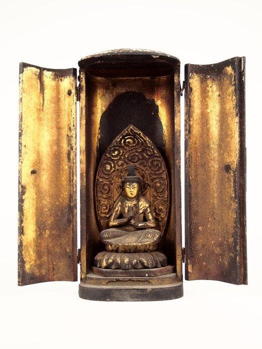 Seating statue of Amida Buddha in a shrine - Beeld Hout -, Antiek en Kunst, Antiek | Overige Antiek