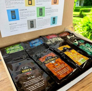 Koffieservies - Plastic, Antiek en Kunst
