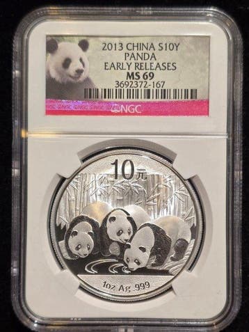 China. 10 Yuan 2013 Panda, 1 Oz (.999) - MS 69 (Zonder