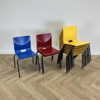complete set van 10  kantinestoelen, blauw - geel en rood, Ophalen of Verzenden, Gebruikt, Zwart