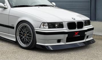 X-Form Voorlip Glanzend Zwart BMW 3-serie, Voor, Nieuw, Ophalen of Verzenden, Bumper