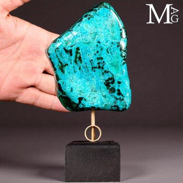 Malachiet met chrysocolla beeld op sokkel - Hoogte: 20 mm -