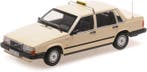 Minichamps 1:18 - Model sedan - Volvo 740 GL Taxi Germany, Nieuw
