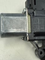 VW Polo 1.2 raammotor portier links voor bj.2015 6R095801AT, Auto-onderdelen, Gebruikt, Volkswagen
