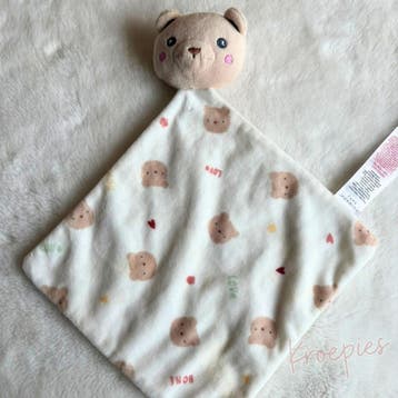 PRIMARK knuffeldoekje beer Love, Kinderen en Baby's, Speelgoed | Knuffels en Pluche, Verzenden, Nieuw