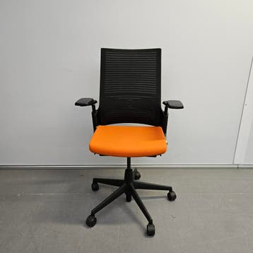 Ahrend 2020 bureaustoel - oranje stof / netweave zwarte stof, Ophalen of Verzenden, Nieuw