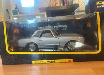 Revell 1:18 - Modelauto - Mercedes Pagoda 280 SL Berlina, Nieuw