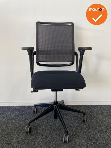 Rohde & Grahl - Xenium - Zwarte stoffering - Netweave rug -, Werkplek, Ophalen of Verzenden, Gebruikt, Stoel
