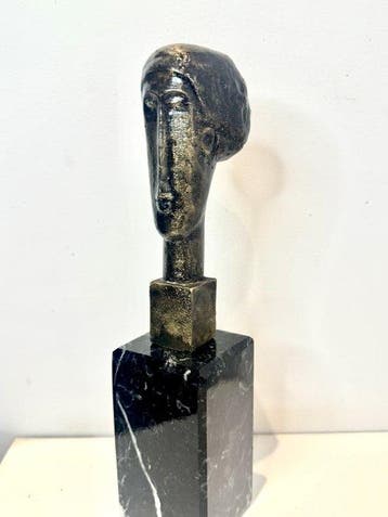 sculptuur, Woman bronze sculpture - after Modigliani - 25 cm