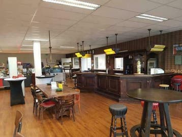 Nieuw en Gebruikte caféstoelen, barkrukken, tafels enz., Nieuw in verpakking, Meubilair