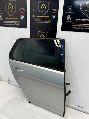 Portier 4-deurs rechts achter VW Golf 7/VII 2015 grijs LB7W, Gebruikt, Rechts, Volkswagen, Deur