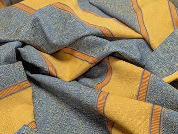 “Grande Tessuto Jacquard Blu & Oro – Eleganza Classica