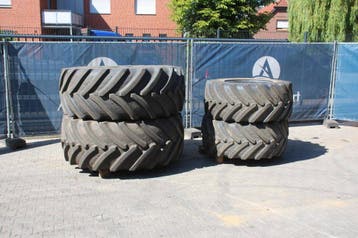 Veiling: Partij banden Agri Max VF600/60R30 en VF710/60R42 o, Ophalen, Gebruikt, Agrimat