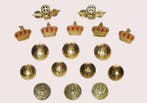 Themacollectie - Militaire uniformknopen en mutsinsignes, Antiek en Kunst