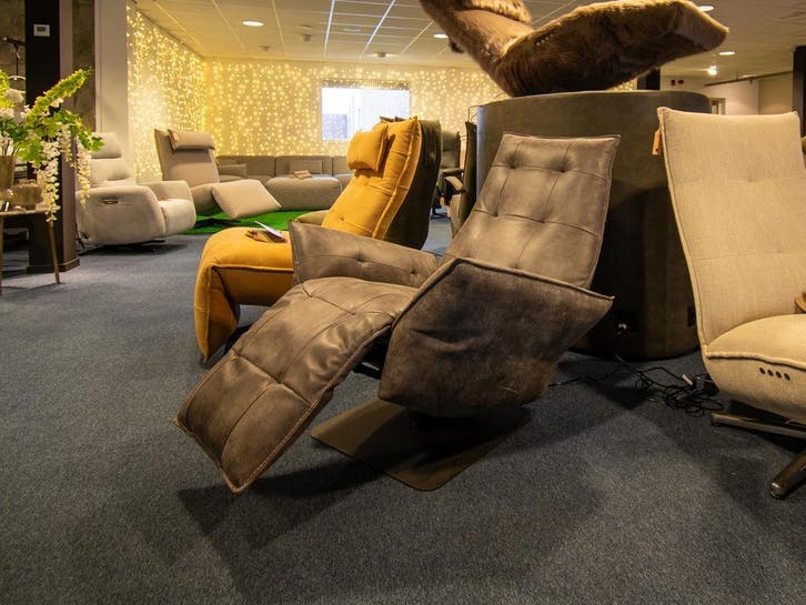 Sta op en relaxfauteuils OUTLET! tot 60% korting!!, Huis en Inrichting, Fauteuils, 50 tot 75 cm, Minder dan 75 cm, Nieuw, Kunststof