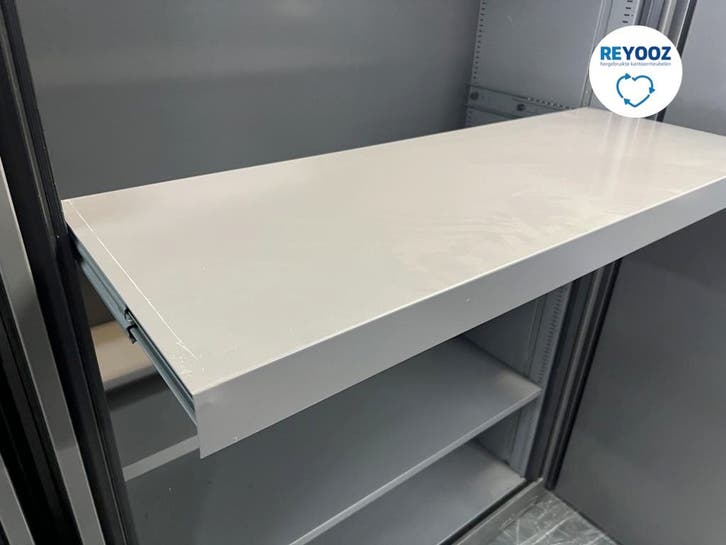 Uittrekbaar legbord voor Ahrend roldeurkast - 120cm - an..., Zakelijke goederen, Kantoor en Winkelinrichting | Kantoormeubilair en Inrichting
