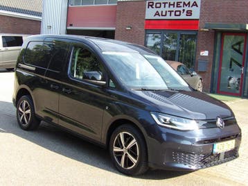 Zakelijke lease - Volkswagen Caddy 2.0TDi 75 EDITION 2023, Automaat, Gebruikt, Euro 6, Leder