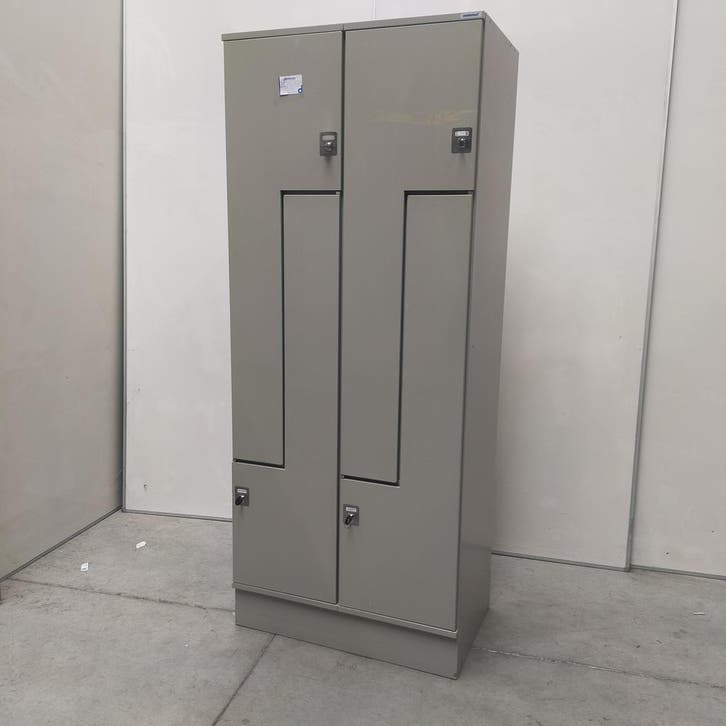4-deurs Oostwoud Z-lockerkast - 195x80x50 cm, Huis en Inrichting, Kasten | Lockerkasten, Ophalen of Verzenden