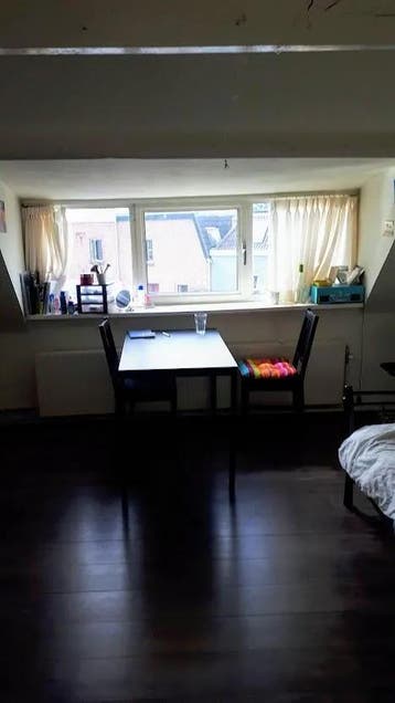 Kamer te huur aan Graaf Lodewijkstraat in Arnhem, Huizen en Kamers, Minder dan 20 m², Arnhem