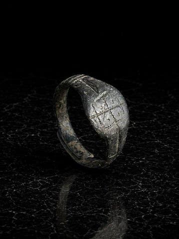 Laat-Romeins / Vroeg-Byzantijns Brons Ring - 4e tot 6e eeuw