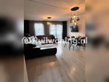 Huis Tilburg €650 (Dorst, Waterschap Brabantse Delta)