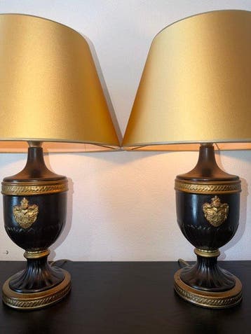 Vintage Miriam Haskell English Crown Fleur De Lis - Buffet