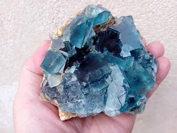 Fluoriet Kristallen op matrix - Hoogte: 10 cm - Breedte: 9, Verzamelen, Mineralen en Fossielen