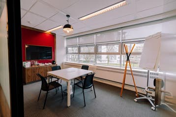 Kantoorruimte in Regus Business Park, Verzenden