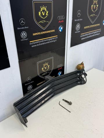 VW Caddy III 2KA,2KH,2CA,2CH bj.2015 ophangmechaniek, Gebruikt, Volkswagen